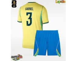 Brasilia Gabriel Magalhaes #3 Kotipaita Lapsille MM-kisat 2026 Lyhythihainen (+ shortsit) Brasilia Gabriel Magalhaes #3 Kotipaita Lapsille MM-kisat 2026 Lyhythihainen (+ shortsit)